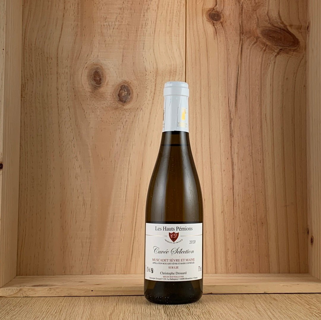2020 Domaine Les Hauts Pémions Sur Lie Cuvée Selection Muscadet Sèvre et Maine 375ml (Half Bottle)